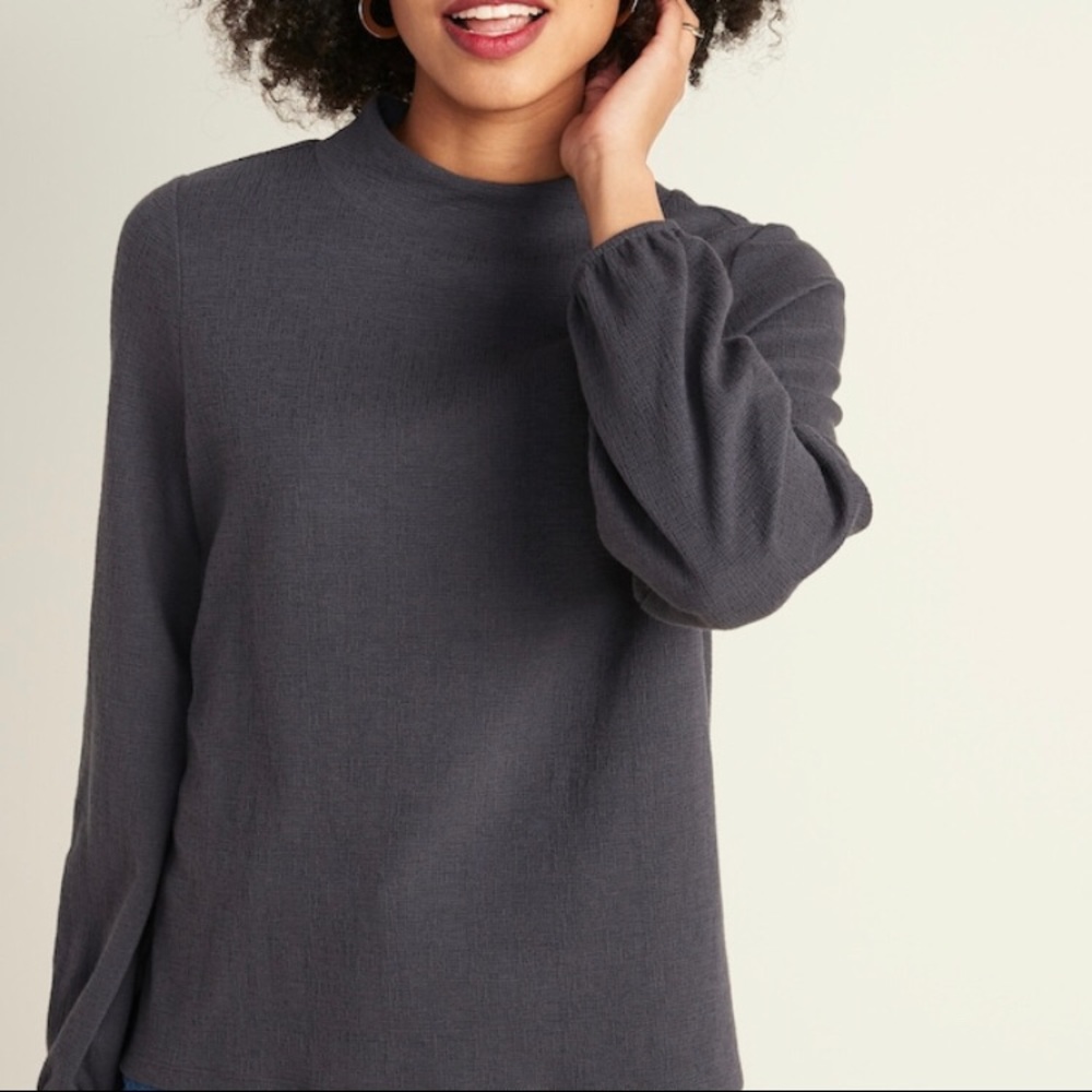 Loose Fit Mock Neck Blouson Sleeve Top